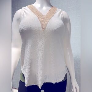 Elegant White Lace Sleeveless Top